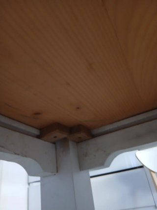 Mesa de madera maciza
