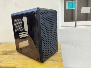Torre PC Cooler Master Micro ATX