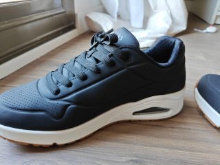 Zapatillas Skechers Street Negras y Blan