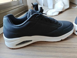 Zapatillas Skechers Street Negras y Blan