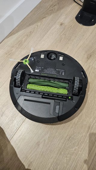 Roomba E5 con base y recambios MASCOTAS