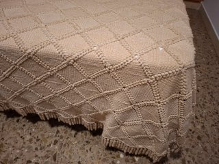 Colcha ganchillo beige cama 90/105 Hecha a mano