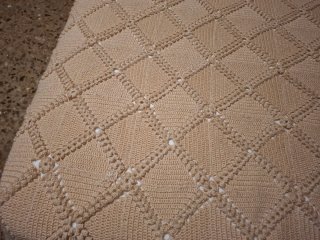 Colcha ganchillo beige cama 90/105 Hecha a mano