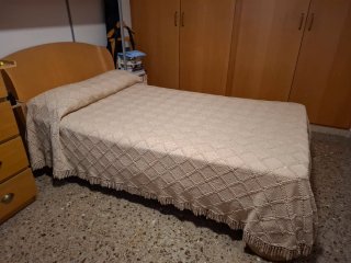 Colcha ganchillo beige cama 90/105 Hecha a mano