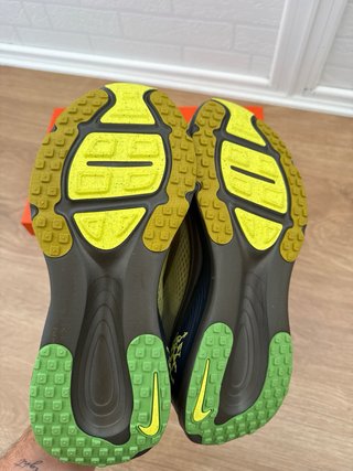 Nike Vomero 18 Talla 45