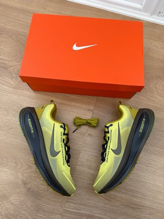 Nike Vomero 18 Talla 45