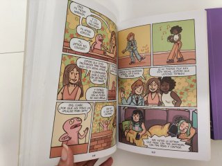 Lote de libros juveniles tipo cómic.