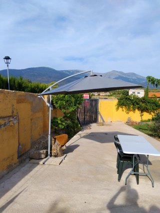 Sombrilla de terraza gris