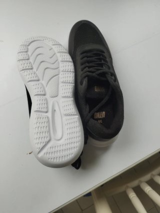 Zapatillas deportivas mujer negras y doradas
