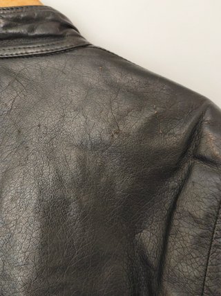 Chaqueta de cuero vintage negra