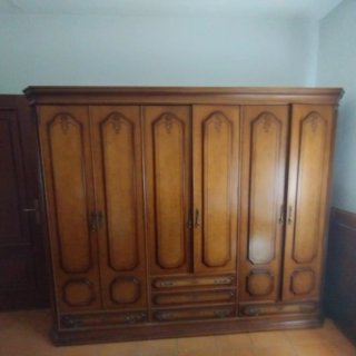 Habitación madera estilo clásico