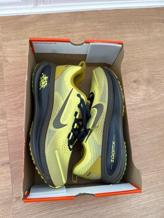 Nike Vomero 18 Talla 44.5