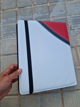 Álbum de cartas Pokémon + 186 cartas