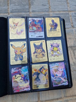 Álbum de cartas Pokémon + 186 cartas