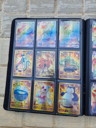 Álbum de cartas Pokémon + 186 cartas