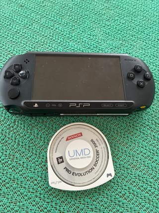 Sony PSP Street PSP-E1004 Negra con juego