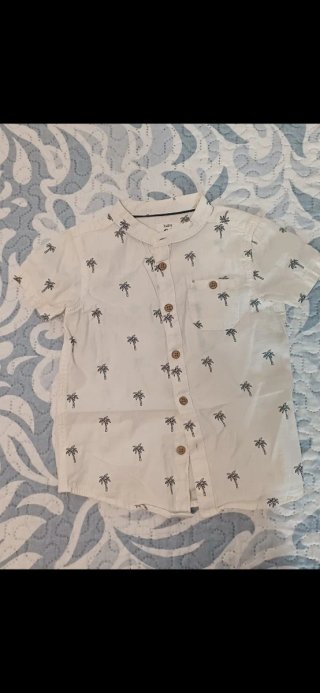Camisa C&A niño palmeras T.92