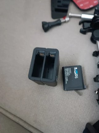 Gran lote accesorios originales para cámaras GoPro