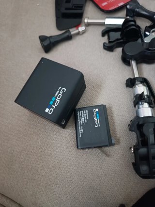 Gran lote accesorios originales para cámaras GoPro