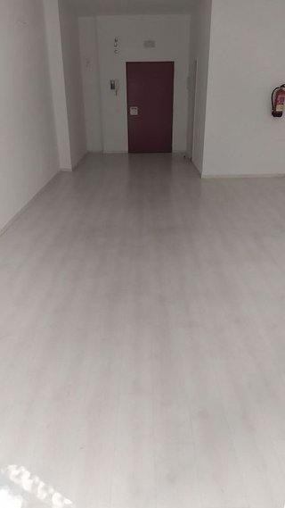 Oficina en alquiler en Virgen del Cortijo - Manoteras en Madrid