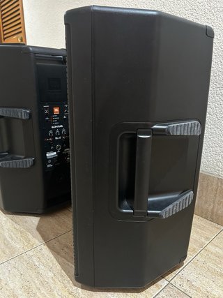 2 Altavoces JBL EON 615