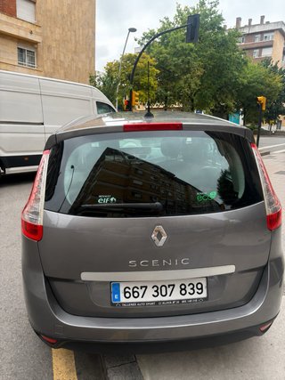 Renault Grand Scenic 2012