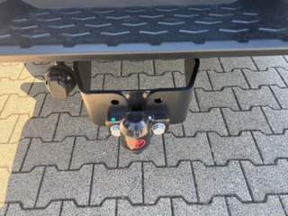 TOYOTA HILUX INVINCIBLE 2.8 D4D 150kW Mod27