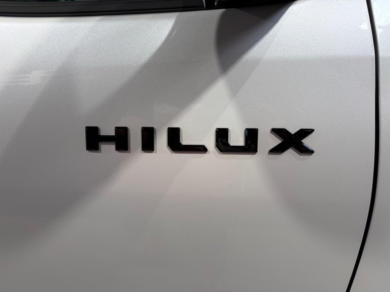 Toyota Hilux 2026, foto 10