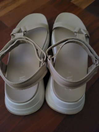 Sandalias Zara Beige