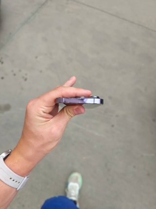 iPhone 14 Pro 128GB Morado + Fundas