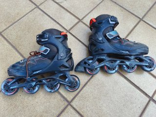 Patines en línea negros talla 35-38