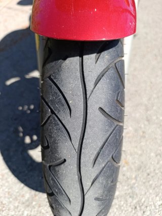 Yamaha XJ 600 Diversion Roja
