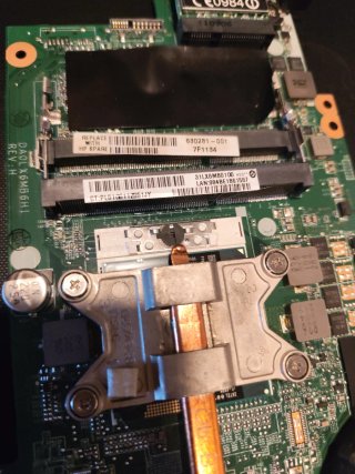 Placa base de HP pavilion dv6 ref:DAOL X6MB6H1. RE