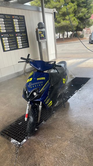 Yamaha Jog RR Azul y Amarillo
