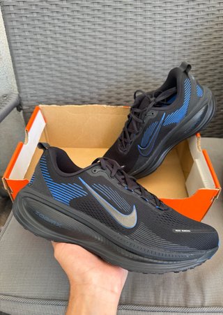 Nike Vomero 18 Black HM6803-013 Talla 45 EU