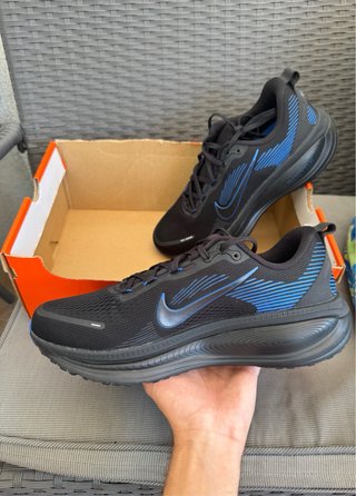 Nike Vomero 18 Black HM6803-013 Talla 45 EU