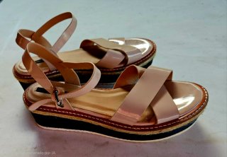 Sandalias MTNG Beige y Negras