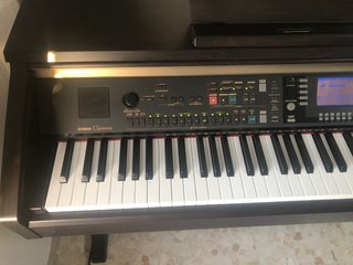 Piano Digital Yamaha Clavinova CVP-301