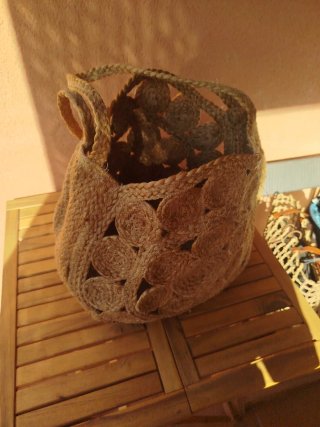 Bolso de rafia tejido