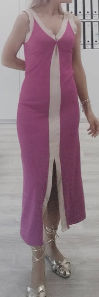Vestido largo morado y beige