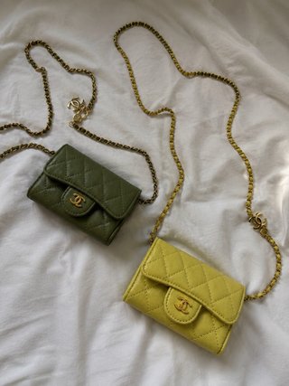 Mini bolsos CH verde y amarillo