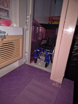 Casa Barbie con Muñecas y Accesorios
