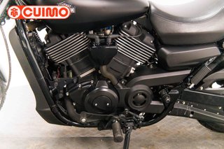 HARLEY DAVIDSON STREET 750