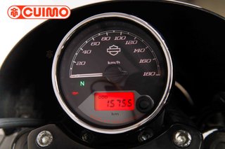 HARLEY DAVIDSON STREET 750