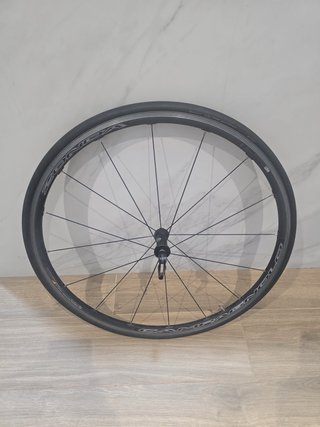 Rueda Delantera Campagnolo Zonda Zapata