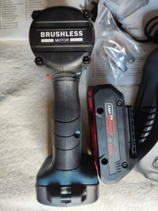 NUEVO Atornillador de impacto Bosch GDS 18V-350