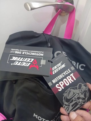 Mochila MotoCentric Dream 30L Negra y Rosa