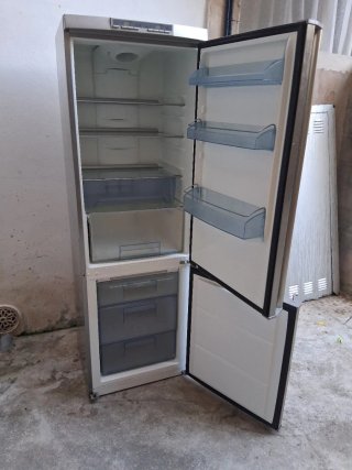 Nevera AEG