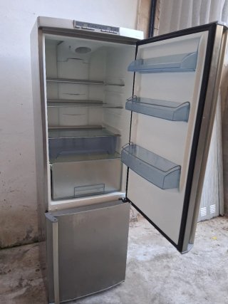 Nevera AEG