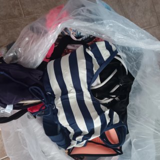 Lote 300+ Bikinis y Bañadores Mujer